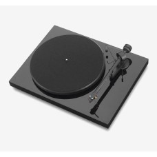 Pro-Ject Debut III OM5e Piano